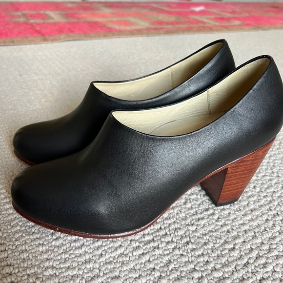Nisolo Shoes - Nisolo Austin heels black 8.5